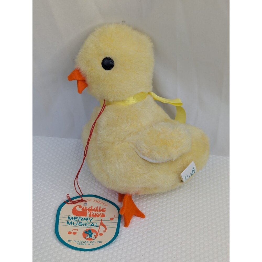 Douglas Cuddle Toys Yellow Duck Chick Plush Wind Up Musical 8 Inch Vintage‎
